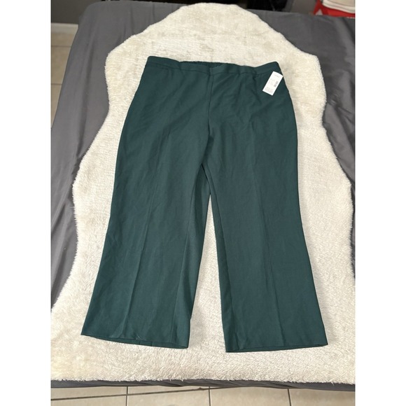 New Catherines Green Pull On Pants Size 2XWP 22 Petite Refined - Picture 1 of 8
